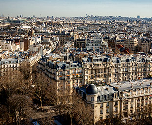 Image des mentions légales représentant une vue aérienne de Paris